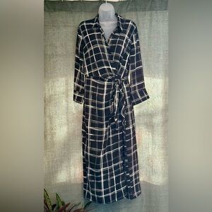 Like New Calvin Klein Black and White Windowpane Dress Size 14